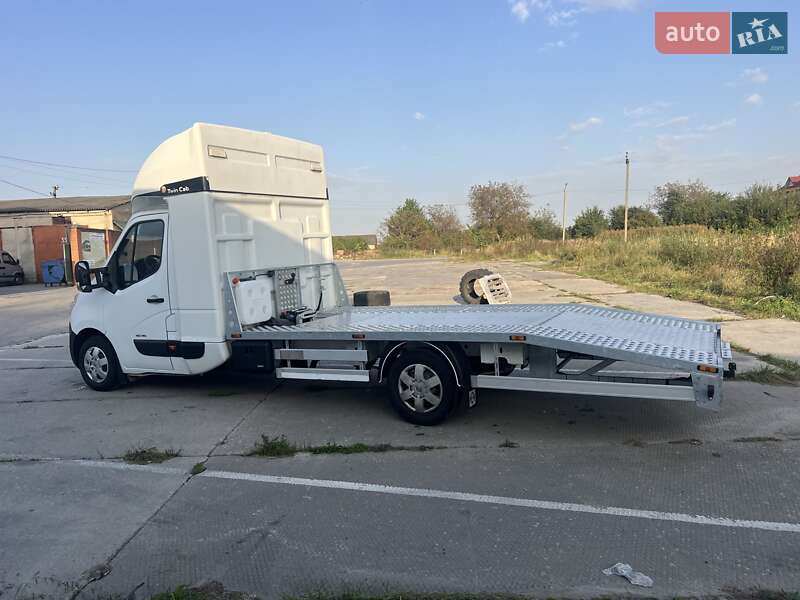 Автовоз Renault Master 2017 в Львові