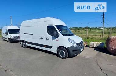 Грузовой фургон Renault Master 2014 в Стебнику