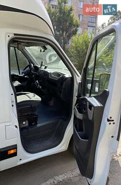 Автовоз Renault Master 2016 в Ровно