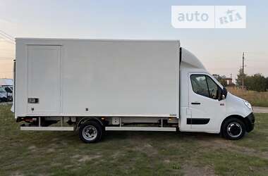 Вантажний фургон Renault Master 2018 в Львові