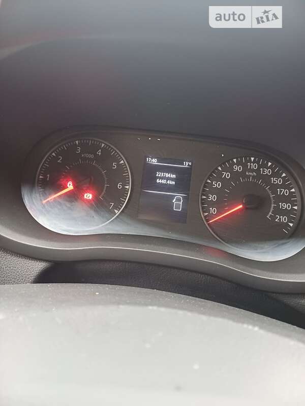 Вантажний фургон Renault Master 2021 в Мостиській