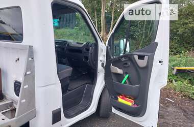 Эвакуатор Renault Master 2014 в Косове