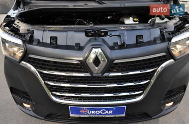 Грузовой фургон Renault Master 2020 в 