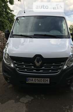 Вантажопасажирський фургон Renault Master 2015 в Кропивницькому