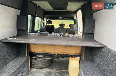 Микроавтобус Renault Master 2000 в 