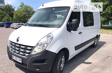 Вантажопасажирський фургон Renault Master 2012 в Рівному