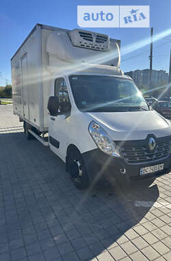 Вантажний фургон Renault Master 2017 в Львові