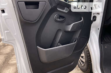 Грузовой фургон Renault Master 2019 в 