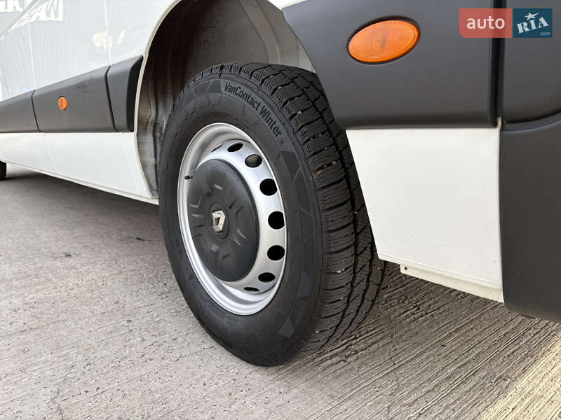 Пригородный автобус Renault Master 2012 в Луцке