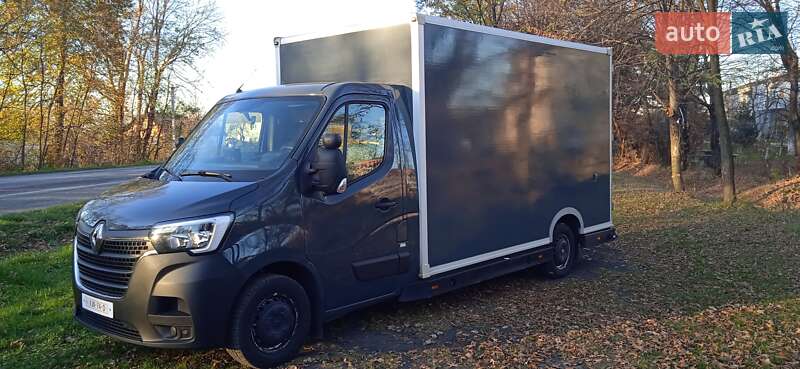 Грузовой фургон Renault Master 2021 в 