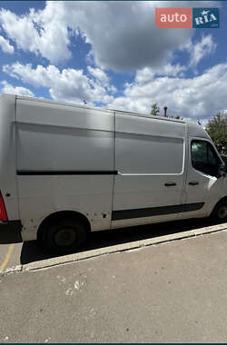 Грузовой фургон Renault Master 2014 в 