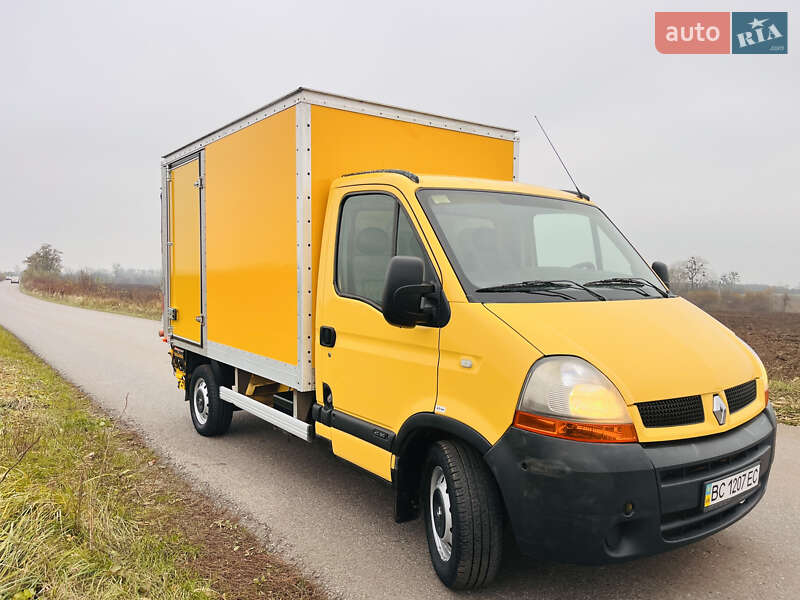 Вантажний фургон Renault Master 2006 в Львові