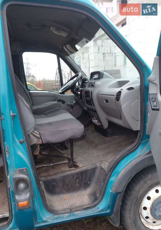 Микроавтобус Renault Master 2003 в Одессе