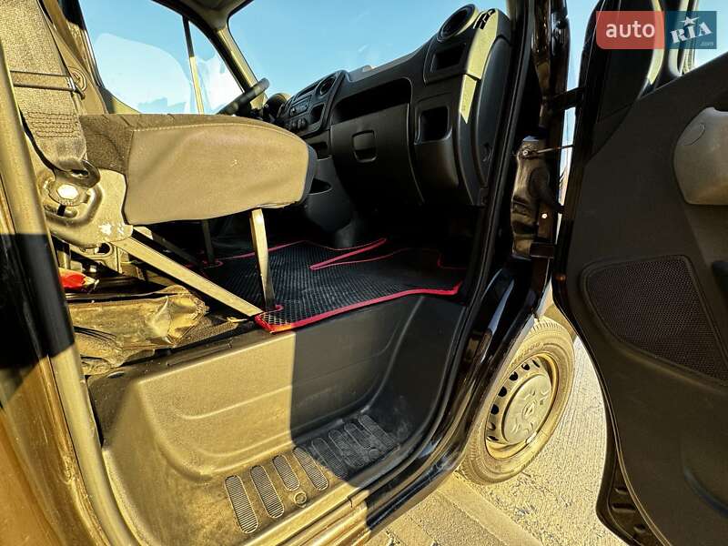 Вантажний фургон Renault Master 2014 в Львові фото 4 Вантажний фургон Renault Master 2014 в Львові