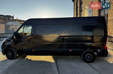 Грузовой фургон Renault Master 2014 в Львове