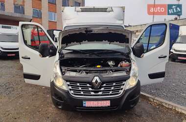 Вантажний фургон Renault Master 2017 в Рівному