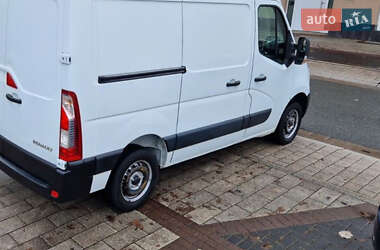 Грузовой фургон Renault Master 2012 в 