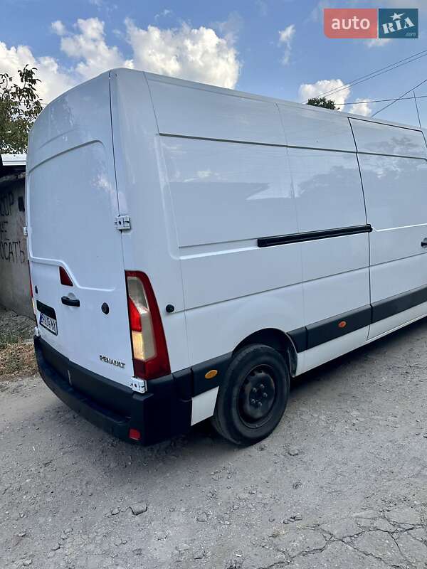 Грузовой фургон Renault Master 2017 в Арцизе