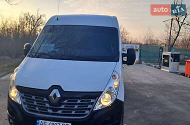 Вантажопасажирський фургон Renault Master 2017 в Дніпрі