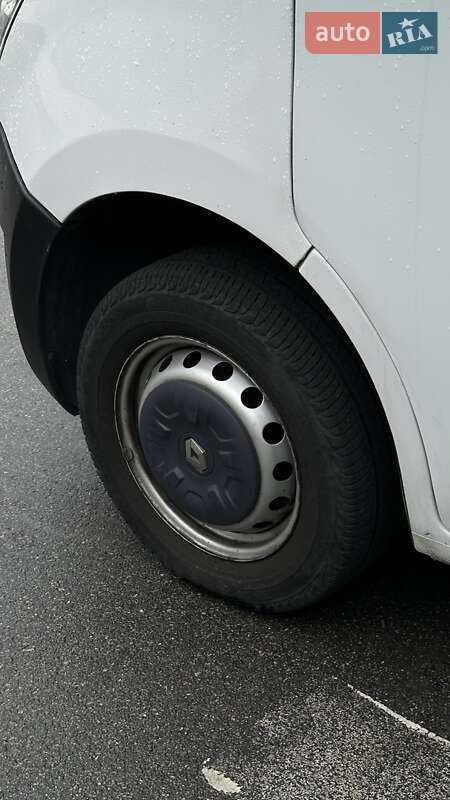 Вантажний фургон Renault Master 2014 в Дніпрі фото 5 Вантажний фургон Renault Master 2014 в Дніпрі