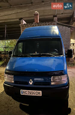 Вантажопасажирський фургон Renault Master 2001 в Луцьку