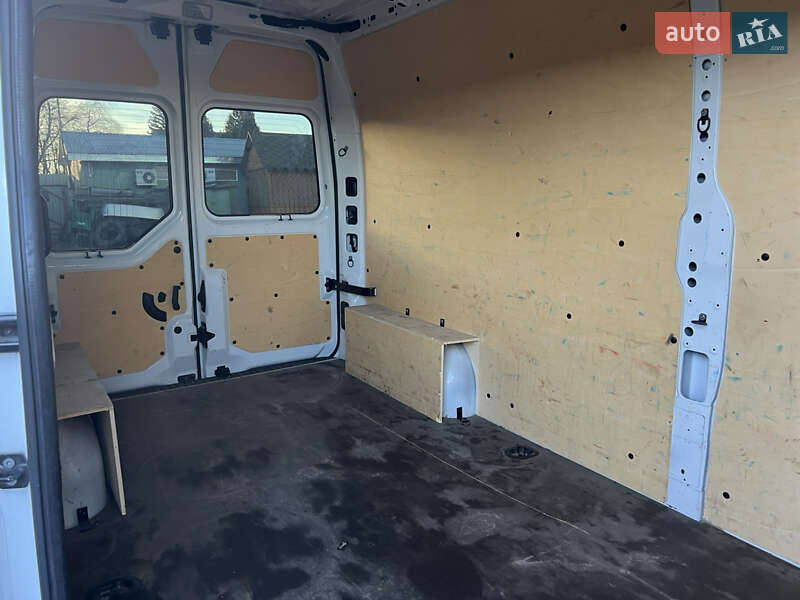 Грузовой фургон Renault Master 2020 в Дрогобыче