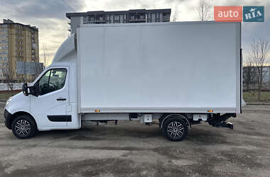 Вантажний фургон Renault Master 2018 в Івано-Франківську