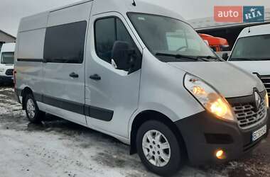 Грузовой фургон Renault Master 2015 в Ивано-Франковске