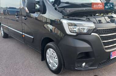 Грузовой фургон Renault Master 2020 в 