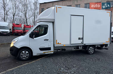 Вантажний фургон Renault Master 2018 в Рівному