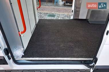 Грузовой фургон Renault Master 2020 в 