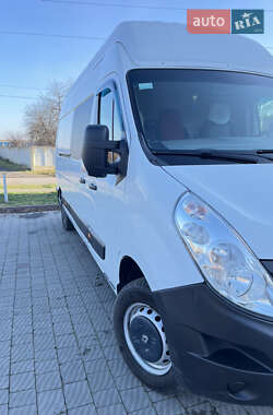 Вантажний фургон Renault Master 2015 в Володимирі