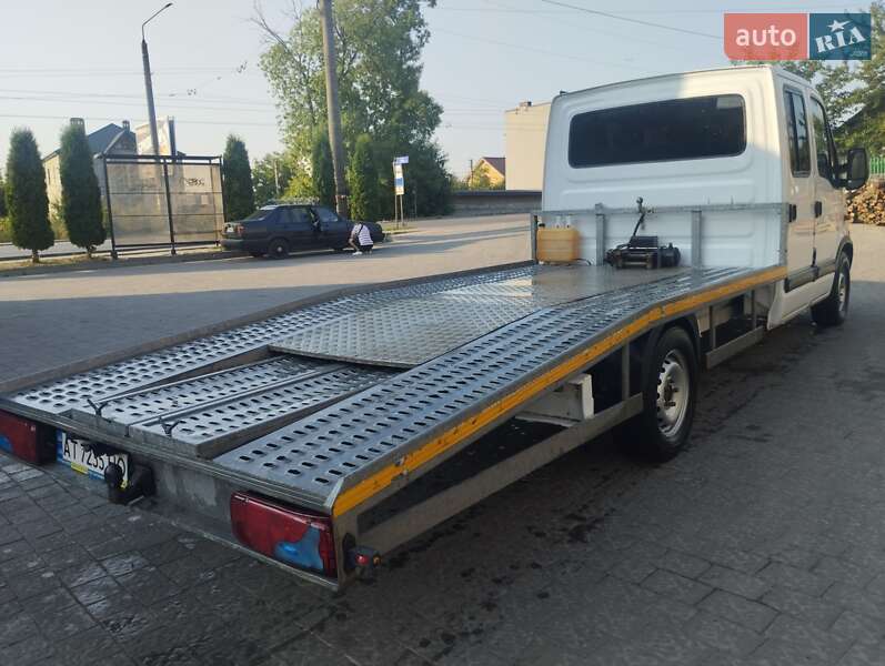Эвакуатор Renault Master 2010 в Ивано-Франковске