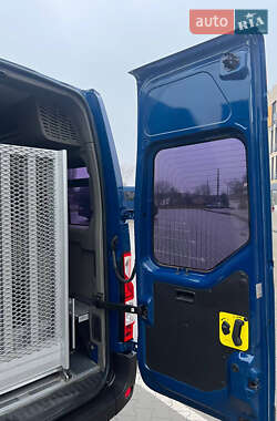 Микроавтобус Renault Master 2013 в 
