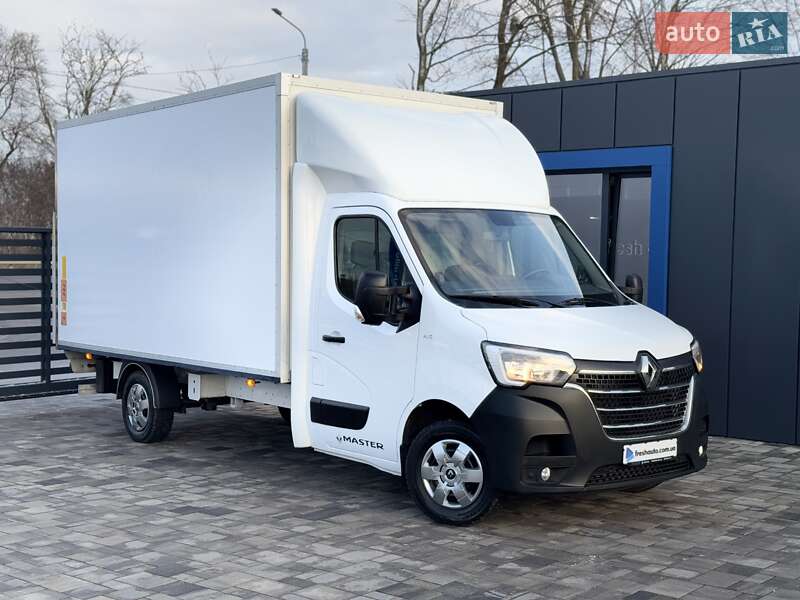 Вантажний фургон Renault Master 2019 в Рівному