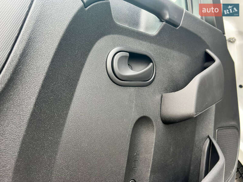 Грузовой фургон Renault Master 2019 в Черноморске