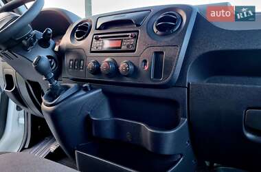 Грузовой фургон Renault Master 2018 в 