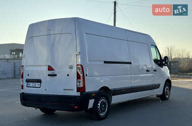Вантажний фургон Renault Master 2015 в Рівному