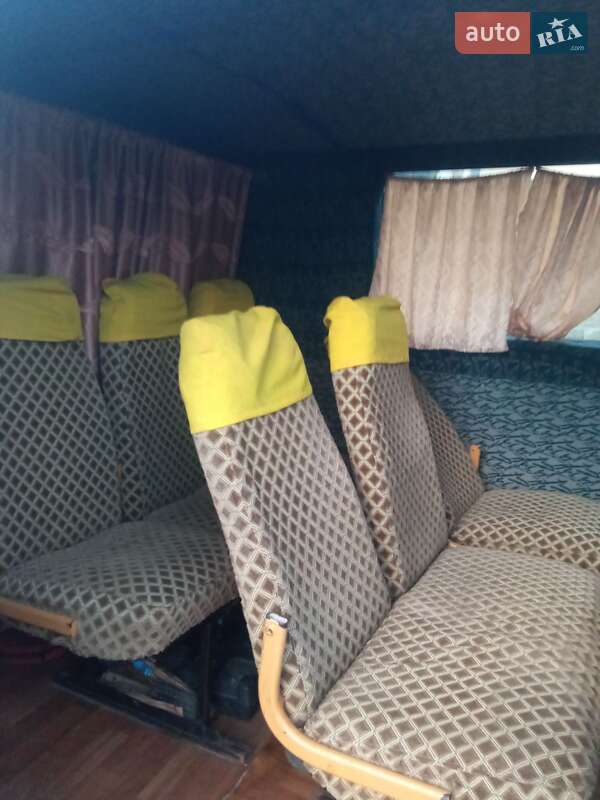 Мікроавтобус Renault Master 2003 в Брошневі-Облозі
