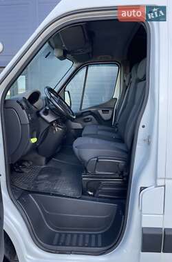 Грузопассажирский фургон Renault Master 2013 в Киеве