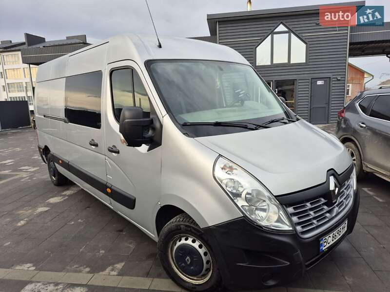 Грузопассажирский фургон Renault Master 2016 в 