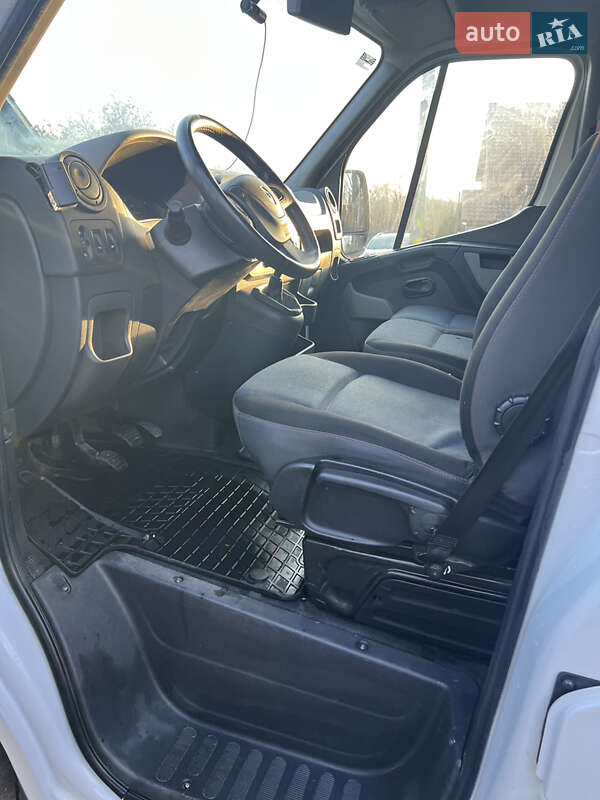 Рефрижератор Renault Master 2016 в Корце