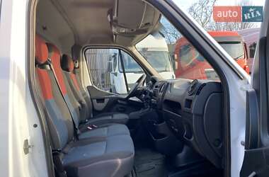 Вантажний фургон Renault Master 2017 в Хусті