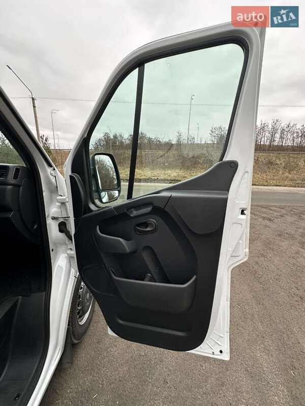Автовоз Renault Master 2019 в Ровно