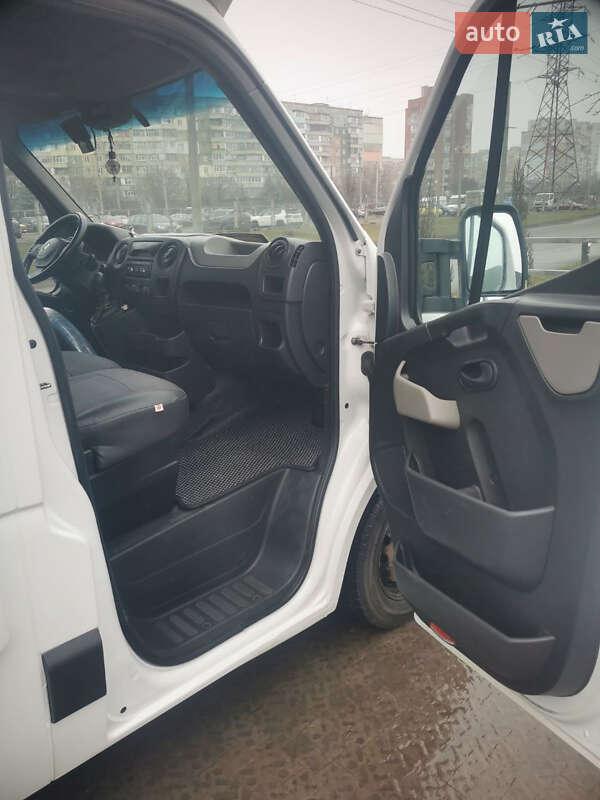 Грузовой фургон Renault Master 2013 в Полтаве