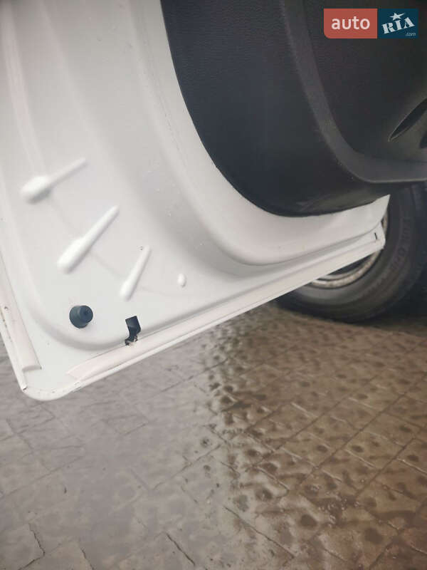 Грузовой фургон Renault Master 2013 в Полтаве