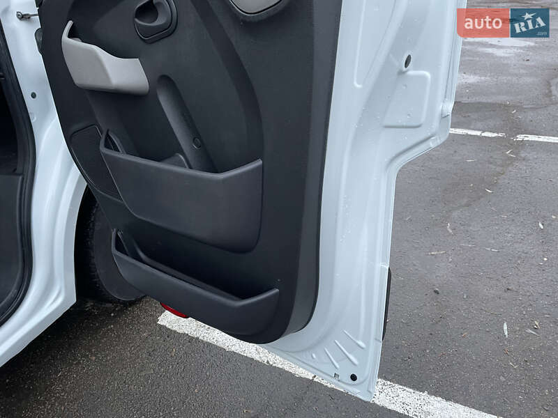 Рефрижератор Renault Master 2016 в Дрогобыче