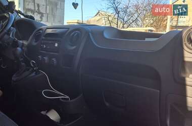 Грузовой фургон Renault Master 2012 в  фото 10 Грузовой фургон Renault Master 2012 в