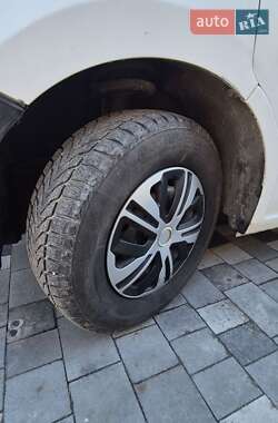 Грузовой фургон Renault Master 2012 в  фото 18 Грузовой фургон Renault Master 2012 в