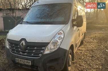 Вантажний фургон Renault Master 2016 в Дніпрі